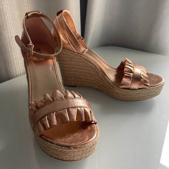 Brand New Michael Kors Wedges - Picture 1 of 1